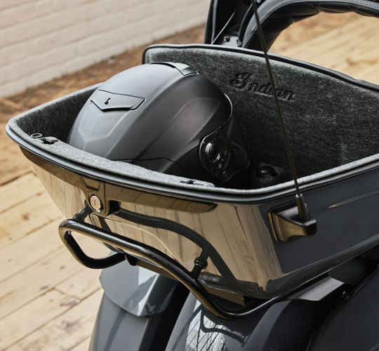 GENOEG OPBERGRUIMTE VOOR LANGE RITTEN